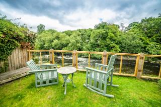 Self Catering Accommodation, Cornerstones, 16th Century Luxury House overlooking the River - 9