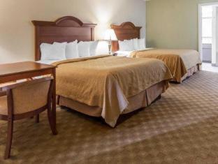 Quality Inn & Suites at Dollywood Lane - Pigeon Forge - 5