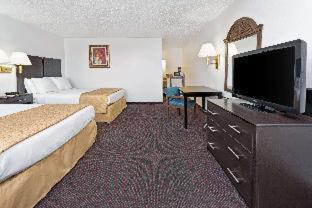 Days Inn & Suites by Wyndham Santa Rosa, NM - Santa Rosa - 3