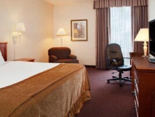 Best Western Holiday Lodge - Clear Lake - 1