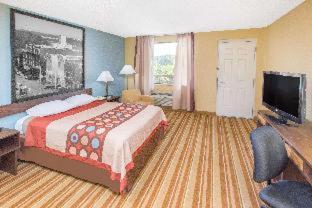 Super 8 by Wyndham Dothan - Dothan - 2
