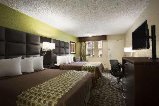 Days Inn by Wyndham Dallas Irving - Irving - 3