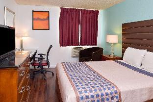 Studio 6 Suites Delano, CA - 5