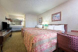 Days Inn by Wyndham Greenville - Greenville - 7