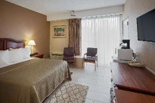 Howard Johnson by Wyndham Toms River - Toms River - 7