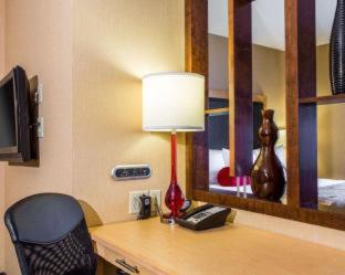 Cambria Hotel Madison East - Madison - 7
