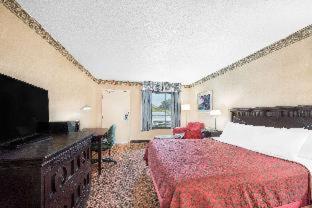 Days Inn & Suites by Wyndham York - York - 9
