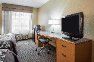 Comfort Inn & Suites Sheboygan I-43 - Sheboygan - 3