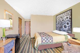 Super 8 by Wyndham Mt Pleasant - Mount Pleasant - 6