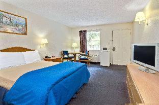 Travelodge Suites by Wyndham MacClenny I-10 - Macclenny - 6