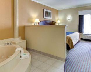 Comfort Inn Corsicana East - 7