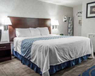 Econo Lodge - Mechanicsburg - 2