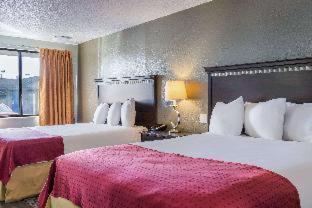 Rodeway Inn Near Hall of Fame - 9