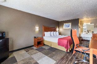 Rodeway Inn Near Hall of Fame - Canton - 1