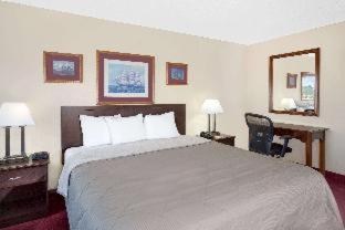 Days Inn by Wyndham Jackson - 4