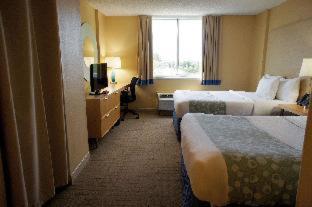 La Quinta Inn & Suites by Wyndham Sunrise - Sunrise - 8