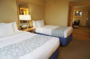 La Quinta Inn & Suites by Wyndham Sunrise - Sunrise - 7