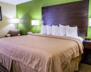 Quality Inn Jacksonville near Camp Lejeune - Jacksonville - 4