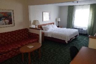 AmericInn by Wyndham Hudson - Hudson - 9