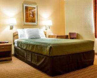 SureStay by Best Western Massena - Massena - 5