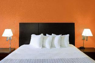 Howard Johnson by Wyndham Modesto Ceres - Ceres - 4