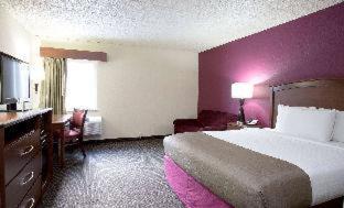 AmericInn by Wyndham Osceola - Osceola - 1