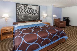 Super 8 by Wyndham Huntington - Huntington - 3