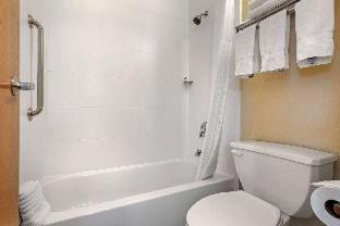 Comfort Inn - 9
