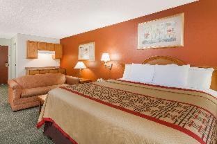 Days Inn & Suites by Wyndham New Iberia - 7