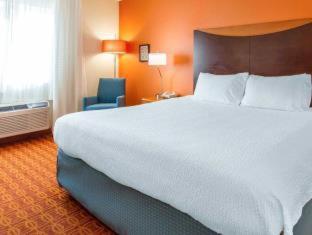 Quality Inn & Suites Keokuk North - Keokuk - 1
