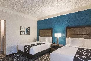 La Quinta by Wyndham Orlando UCF - 8