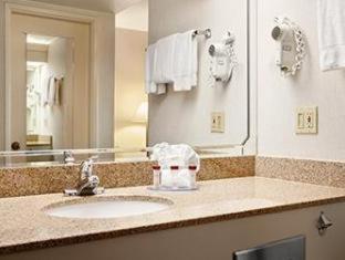 Ramada by Wyndham Costa Mesa/Newport Beach - Costa Mesa - 6