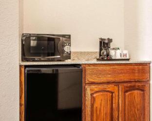Comfort Inn & Suites Davenport - Quad Cities - 4