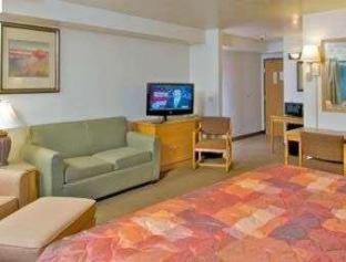 Comfort Inn Fairbanks - 9
