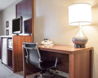 Comfort Suites Airport - Boise - 2