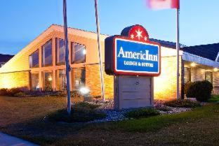 AmericInn by Wyndham Fargo West Acres - Fargo - 5