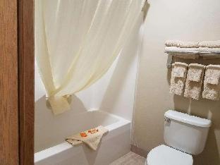 Bowman Inn and Suites - 5