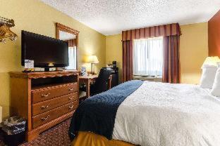 Rodeway Inn & Suites Jacksonville near Camp Lejeune - Jacksonville - 6