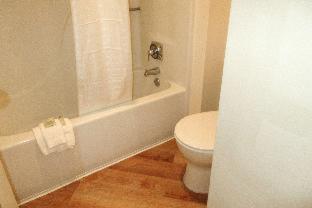 Quality Inn & Suites Raleigh Durham Airport - 5