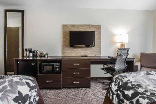 Sleep Inn & Suites Grand Forks Near Alerus Center - 1