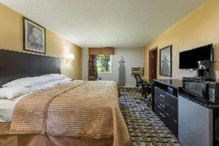 Super 8 by Wyndham Higginsville - Higginsville - 6