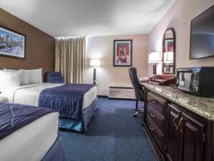 Quality Inn Schaumburg - Chicago near the Mall - 1