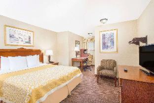 Days Inn by Wyndham Monterey-Fisherman's Wharf Aquarium - Monterey - 4