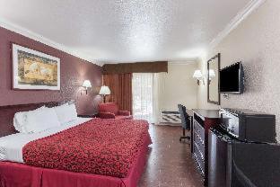 Hospitality Inn - San Bernardino - 2
