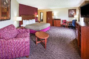 AmericInn by Wyndham Red Wing - Red Wing - 5