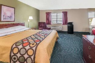 Super 8 by Wyndham Platte City Kansas City Area - Platte City - 5