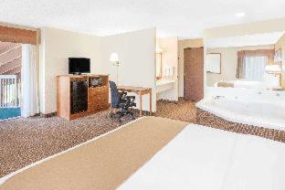 Baymont by Wyndham Port Huron - Port Huron - 5