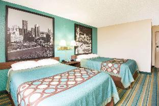 Super 8 by Wyndham Pittsburgh PA Airport-University Area - Moon Township - 4