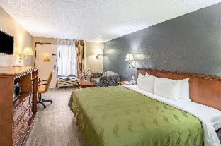 Baymont by Wyndham Wilmington - 5
