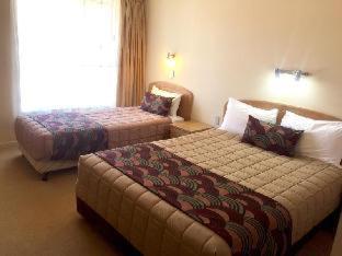 Gosford Palms Motor Inn - Gosford - 9